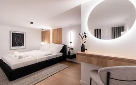 E56 - Grand Boulevard Heritage Residence - Best Location By Bqa
